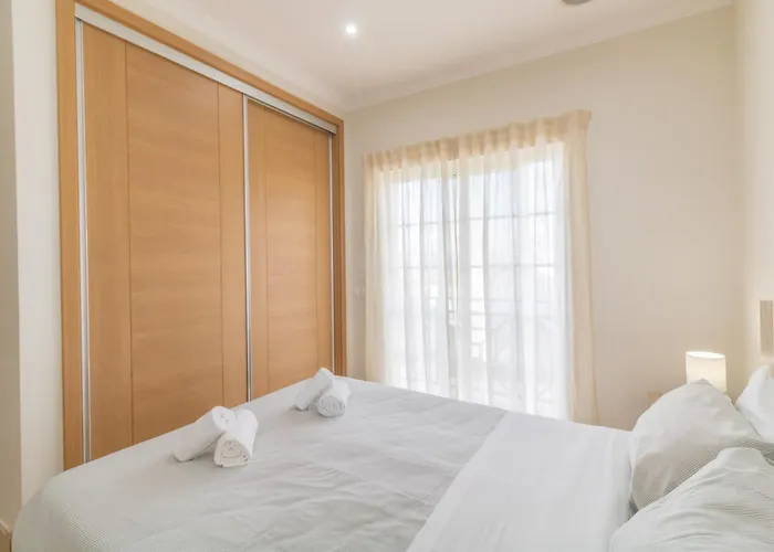 #013 Cozy Quiet Location Apartment *