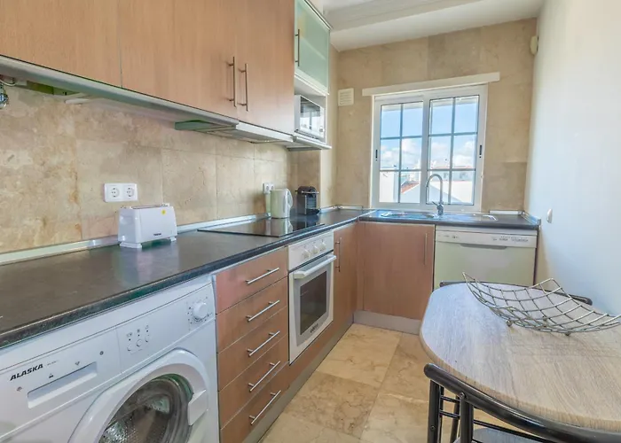 #013 Cozy Quiet Location