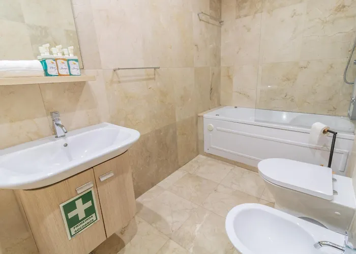 Apartment #013 Cozy Quiet Location *