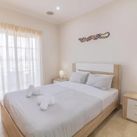 #013 Cozy Quiet Location Lägenhet